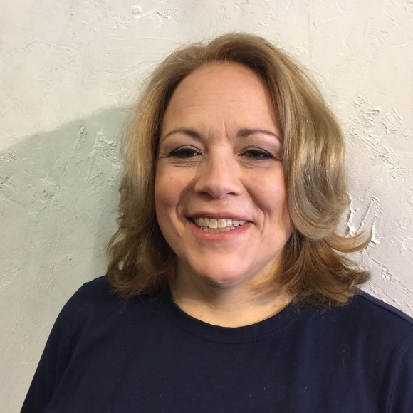 Meet your Posher, Theresa - Picture 1 of 1